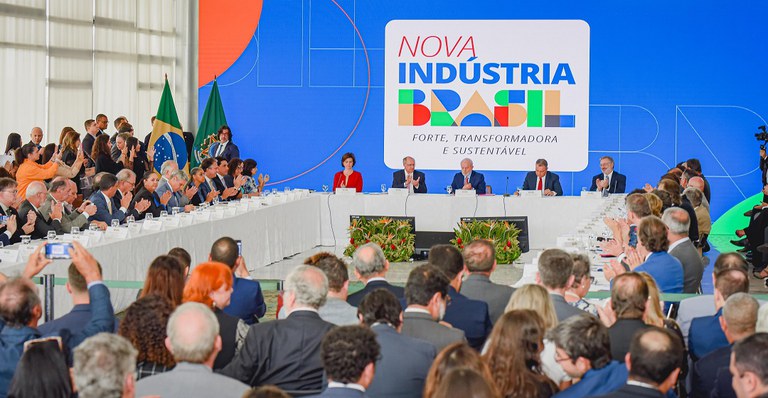 Nova Indústria Brasil: “Das seis missões, a mais importante é a transição energética”, avalia a CNI
