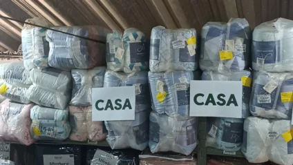 Mantas doadas pela ONG Casa para a região de Santa Maria e Faxinal do Soturno